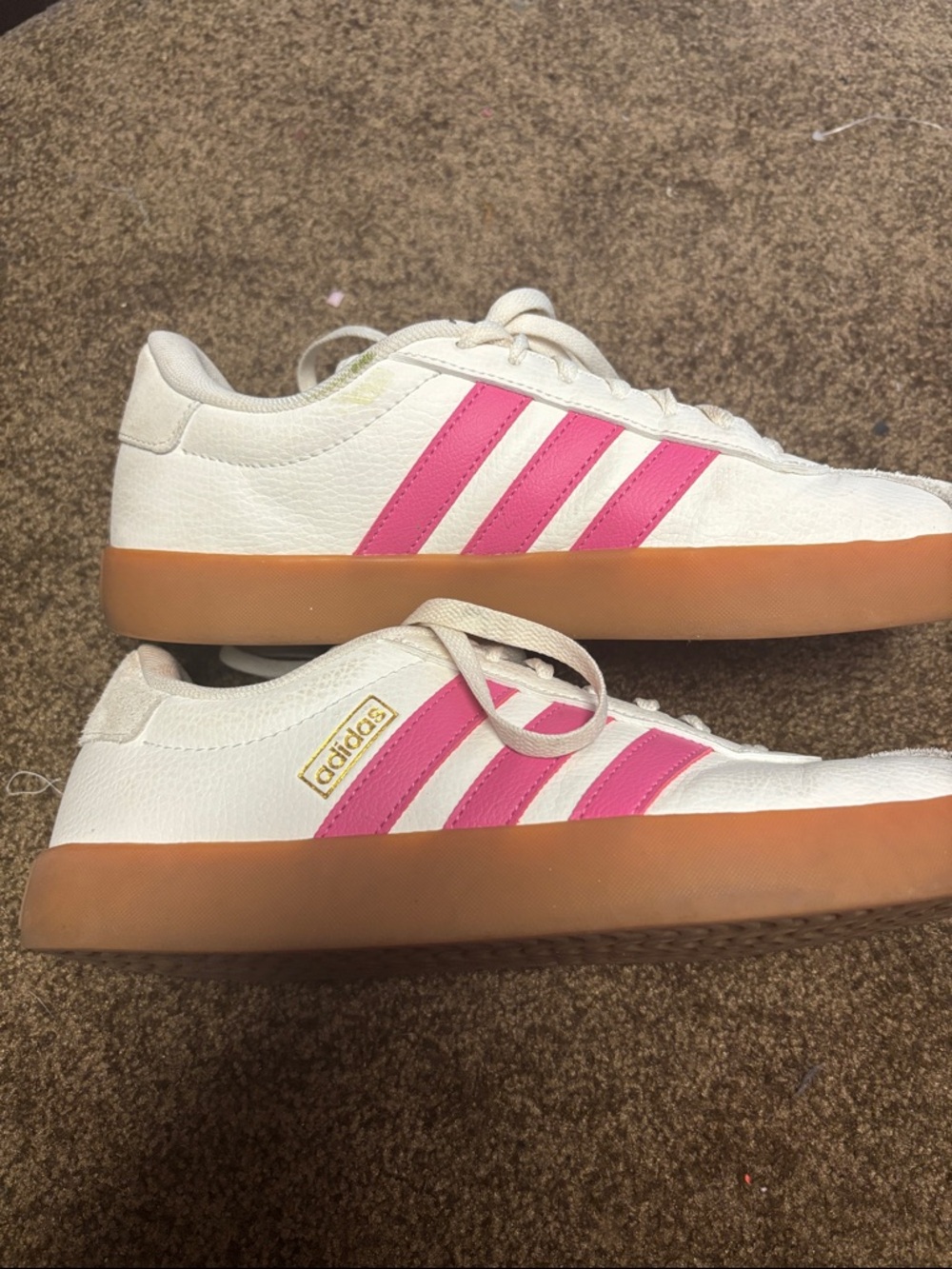 adidas Women’s Cream Sneakers with Pink Stripes and Gum Sole - Picture 2 of 4